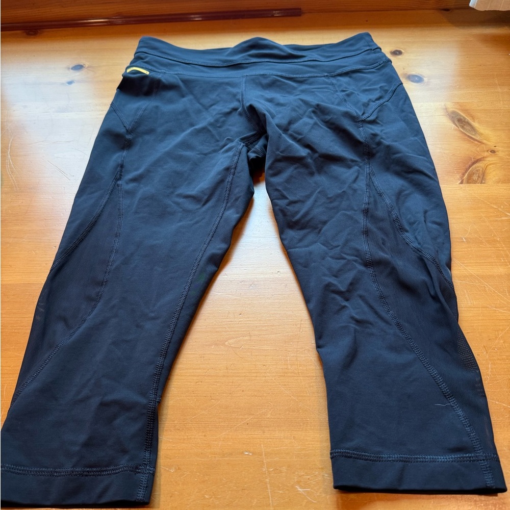 Lole Women’s Black Capris Mesh Pants Size Small Y2K